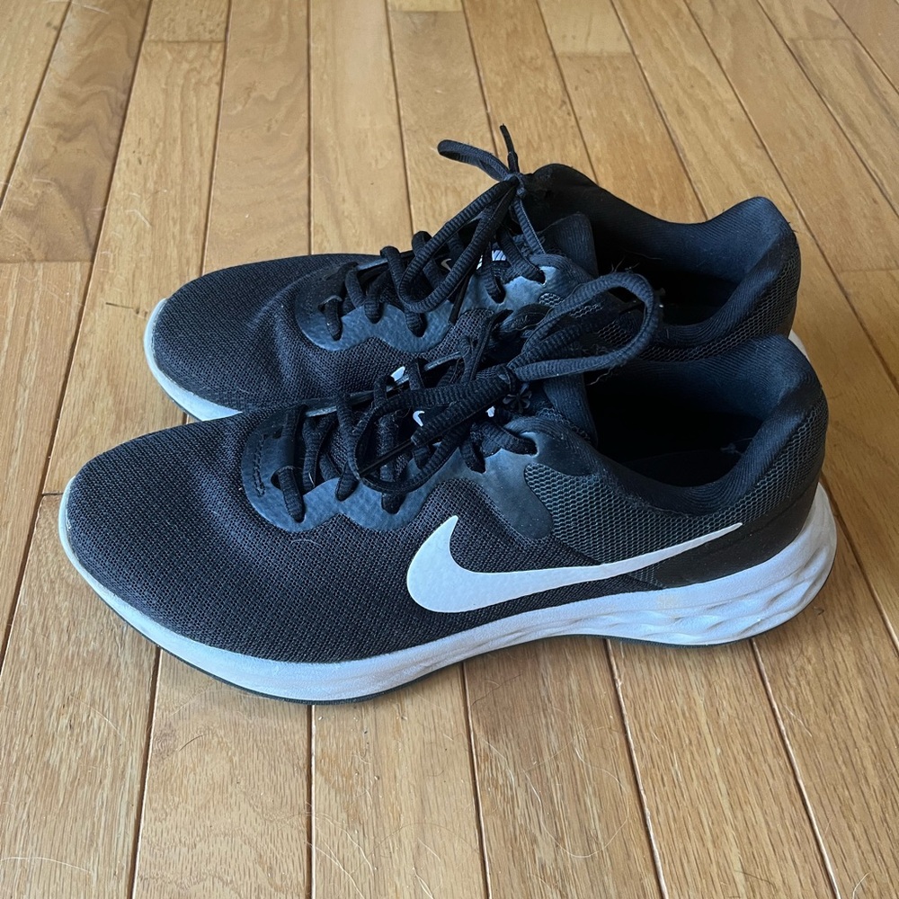 Nike Black and White Athletic Sneakers